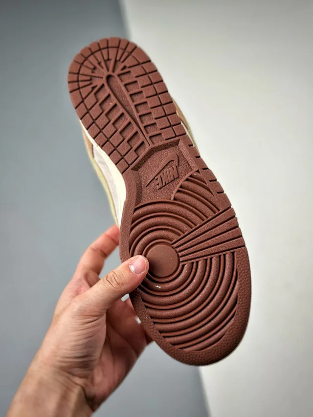 Nike Sneakers Dunk Low Retro product detail image 47