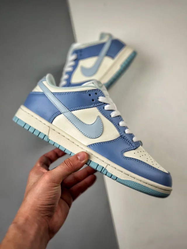 Nike Sneakers Dunk Low Retro product detail image 11