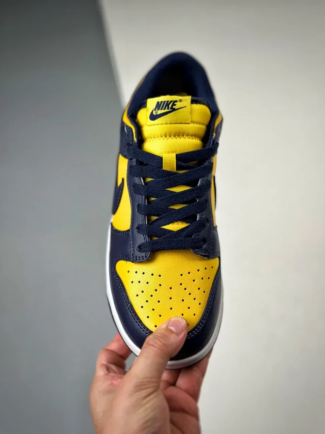 Nike Sneakers Dunk Low Retro product detail image 73