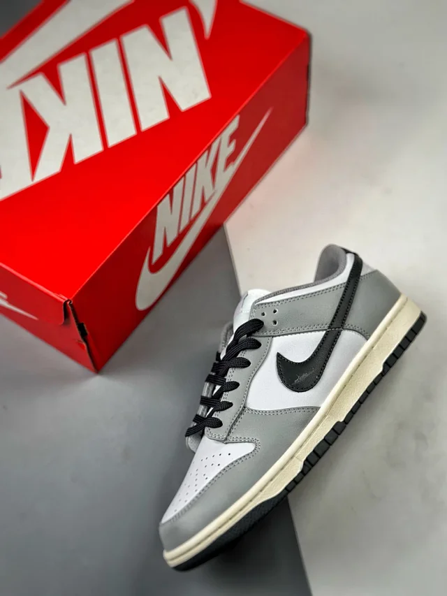 Nike Sneakers Dunk Low Retro product detail image 66