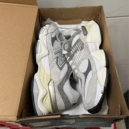 thumbnail for M版 B品 NB 9060 男码 售出不退换