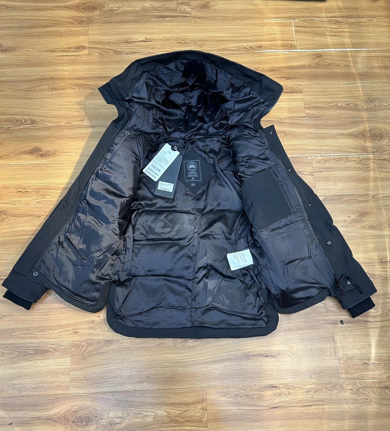 Canad Goose Macmillan 羽绒服 黑色黑标 3