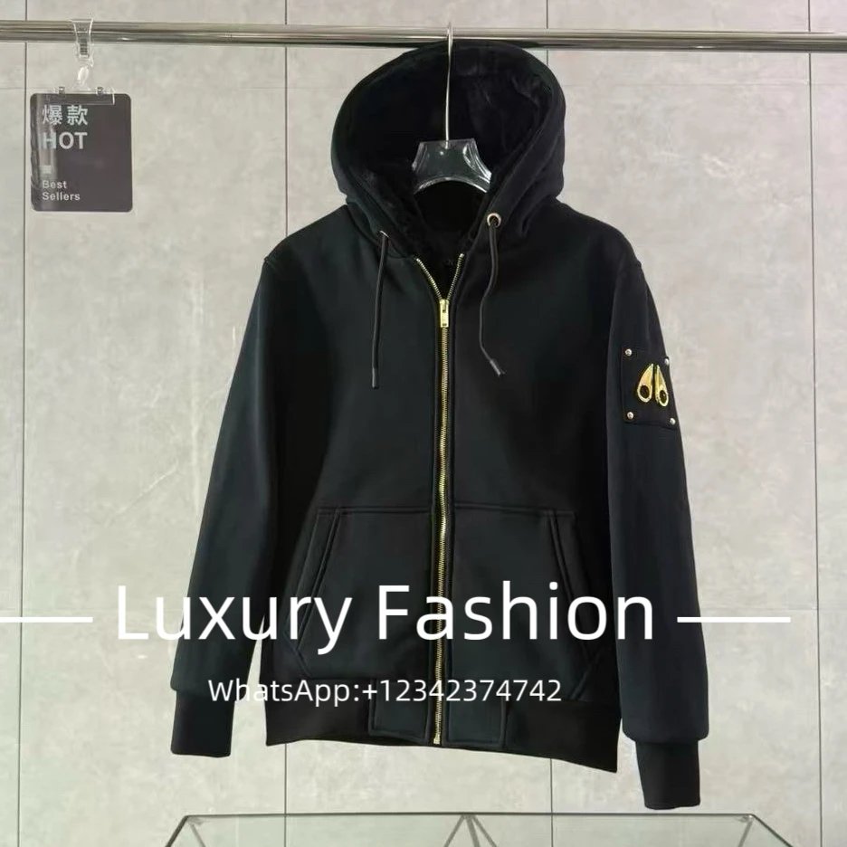 Black (black fur gold zipper, gold scissor logo)