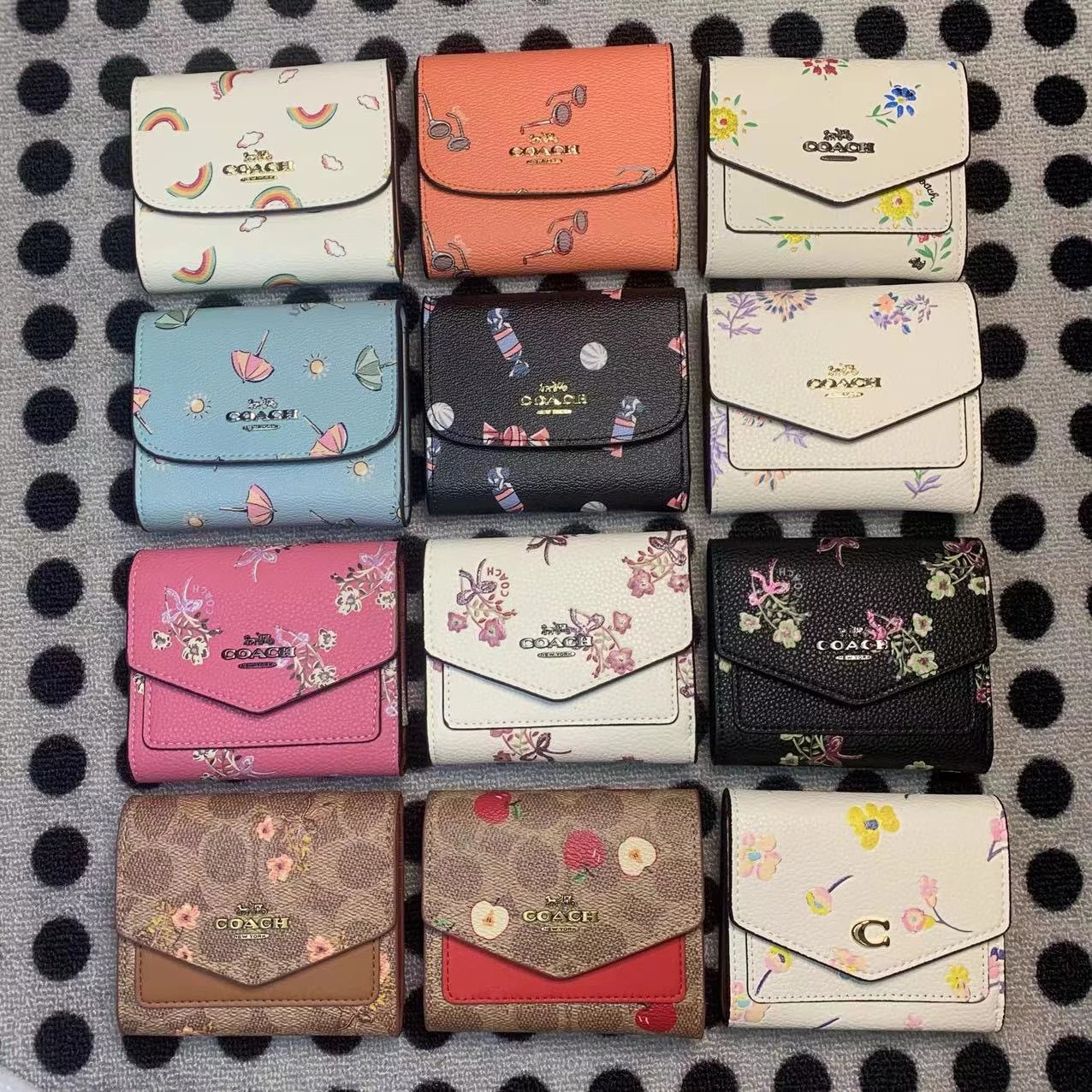 COACH ladies' small three fold wallet, change bag, card bag, F28445 1131 F69849 F67246