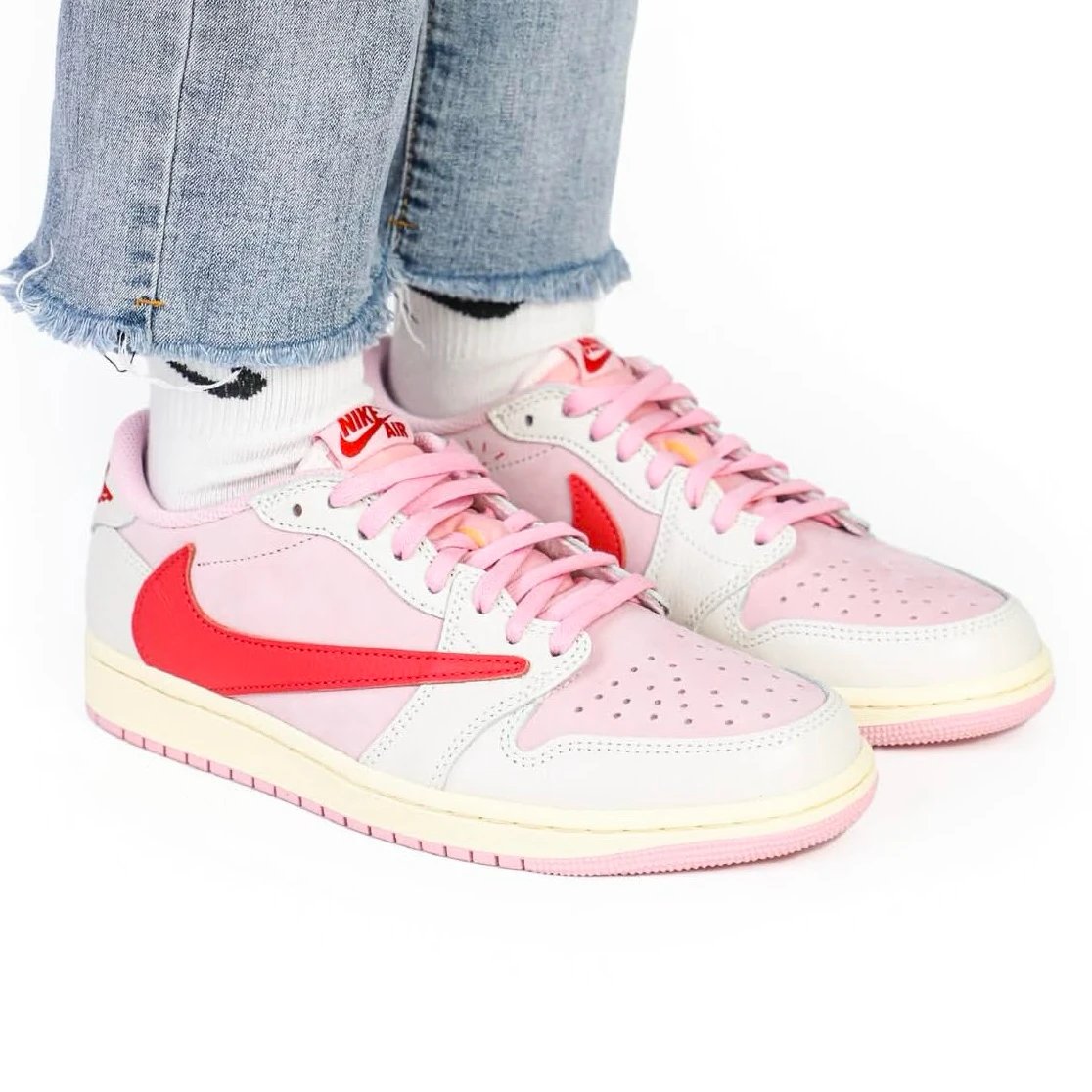 Pink Pink Red