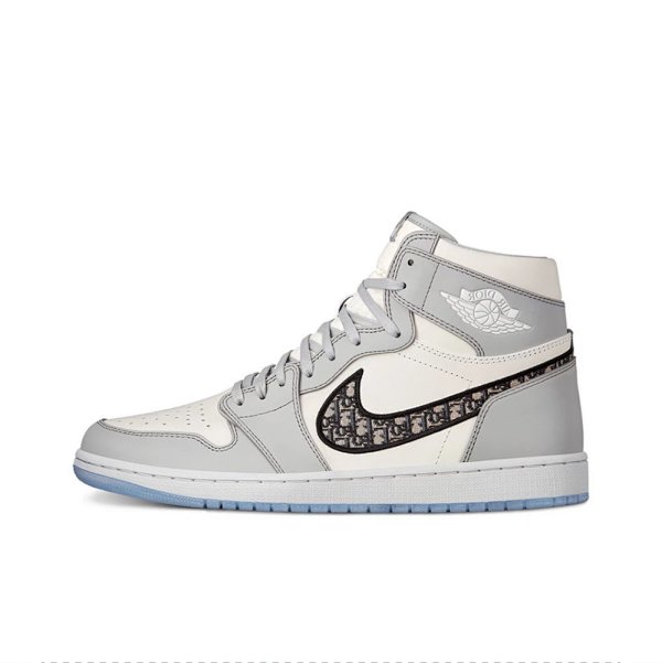 AJ1 Dior High - Main product image by FashionHunter
