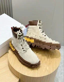 thumbnail for Boots 44