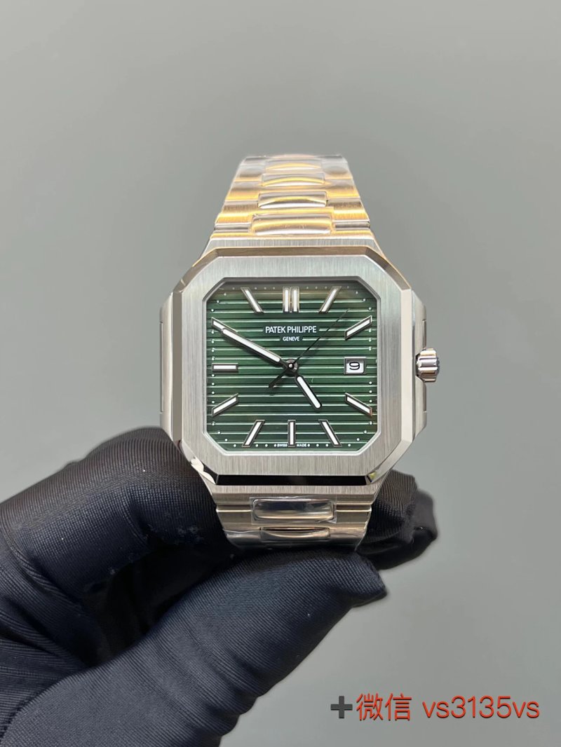 Watch from Three-legged