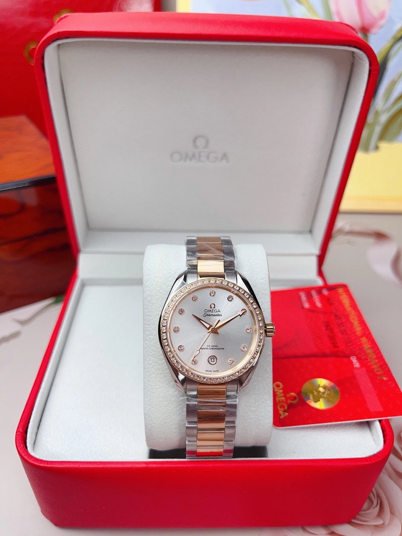 Omega Aqua Terra Shades 34