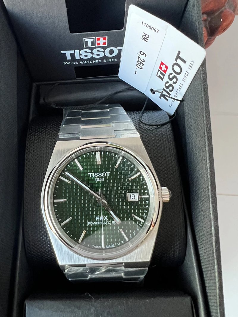 Watch from Three-legged