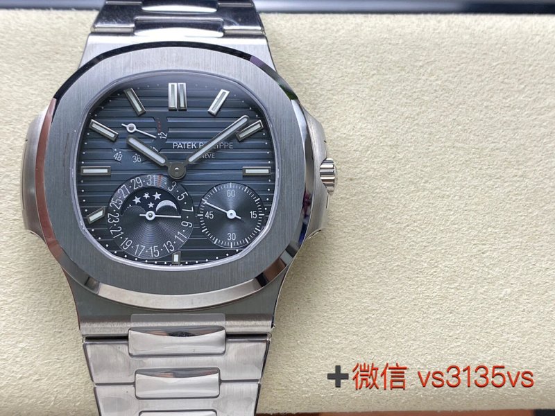 Watch from Three-legged