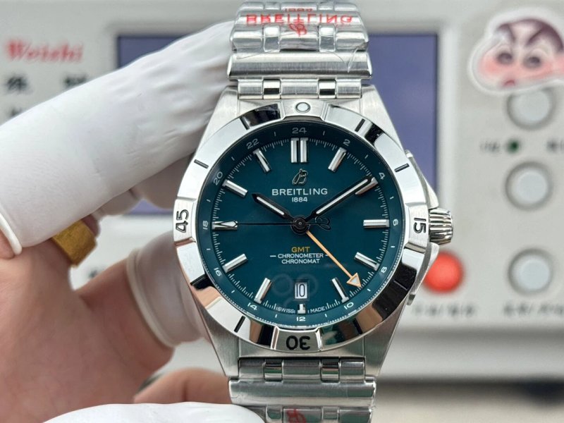 Watch from Three-legged