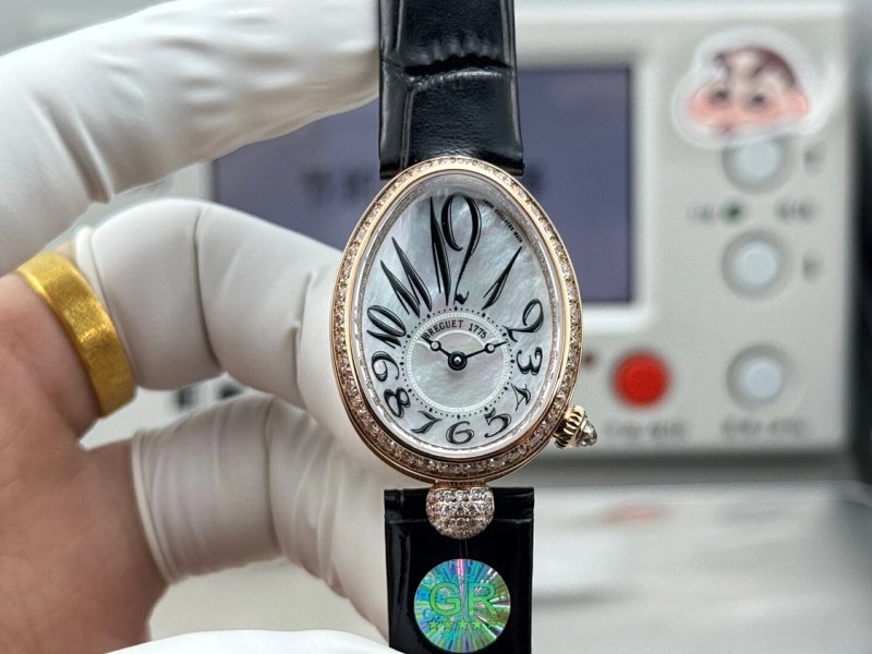 Watch from Three-legged