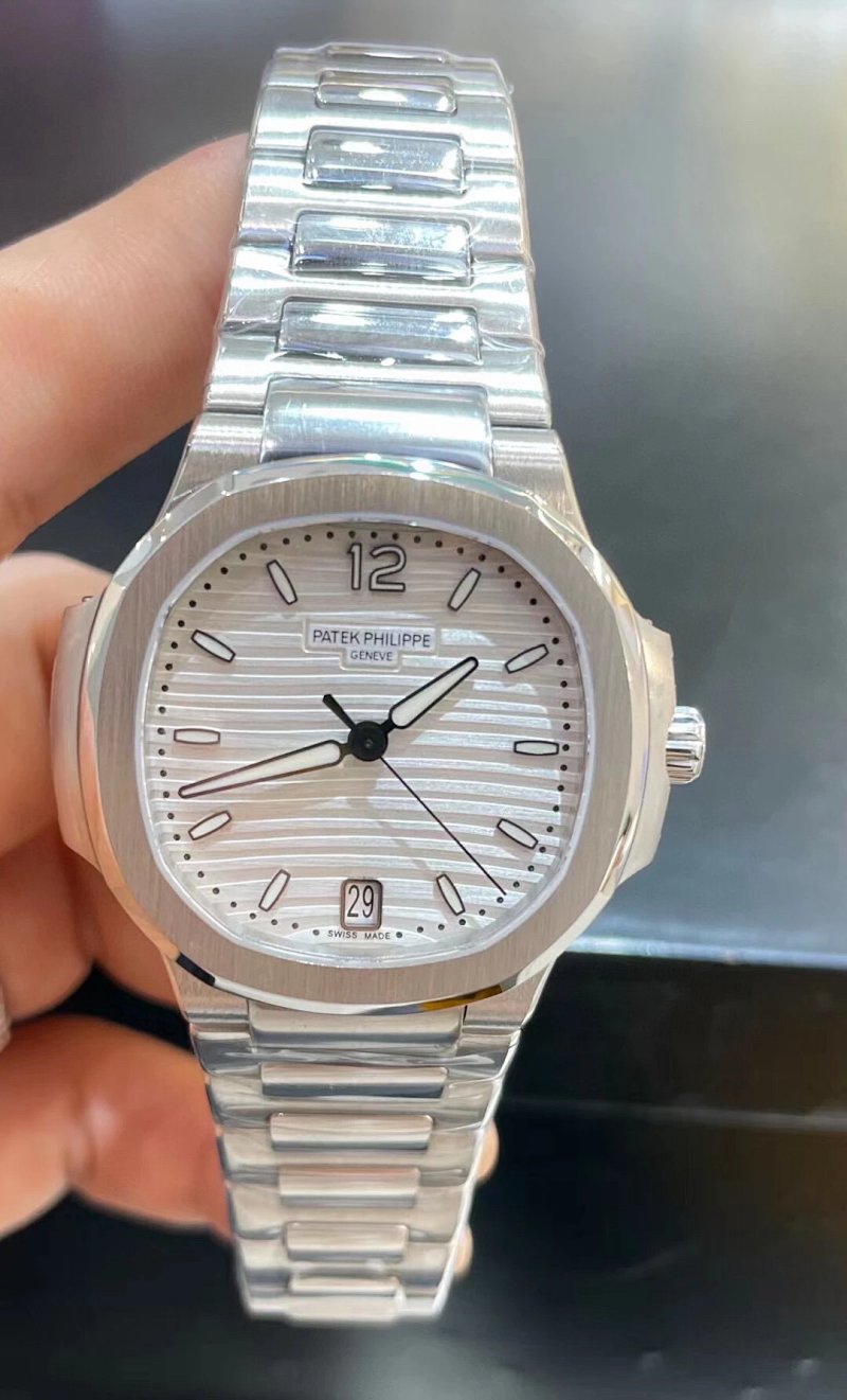 Watch from Three-legged