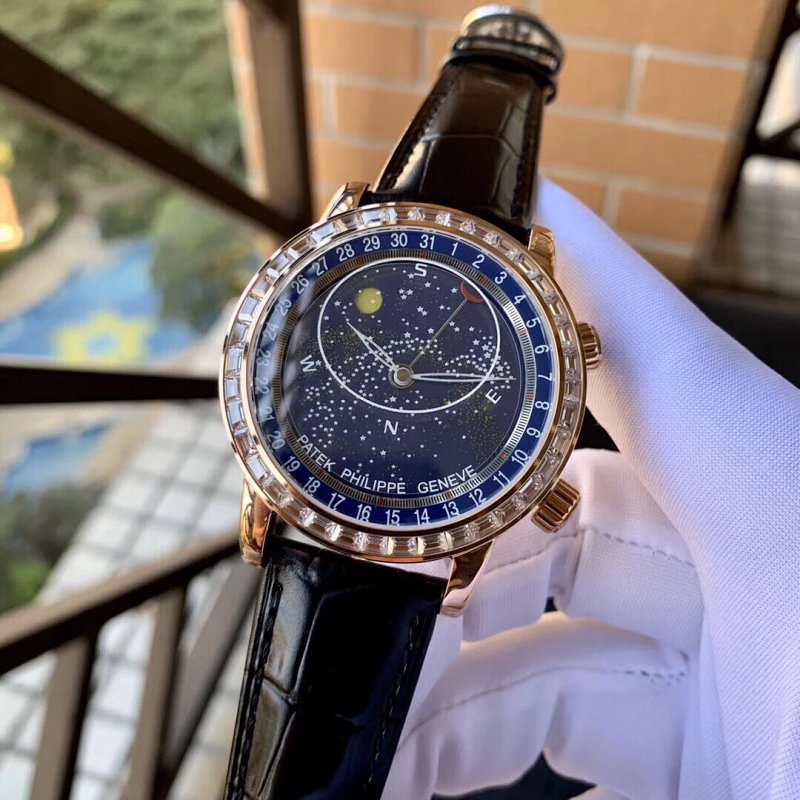 Watch from Three-legged