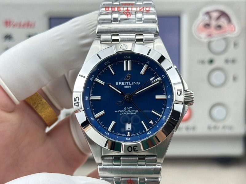 Watch from Three-legged