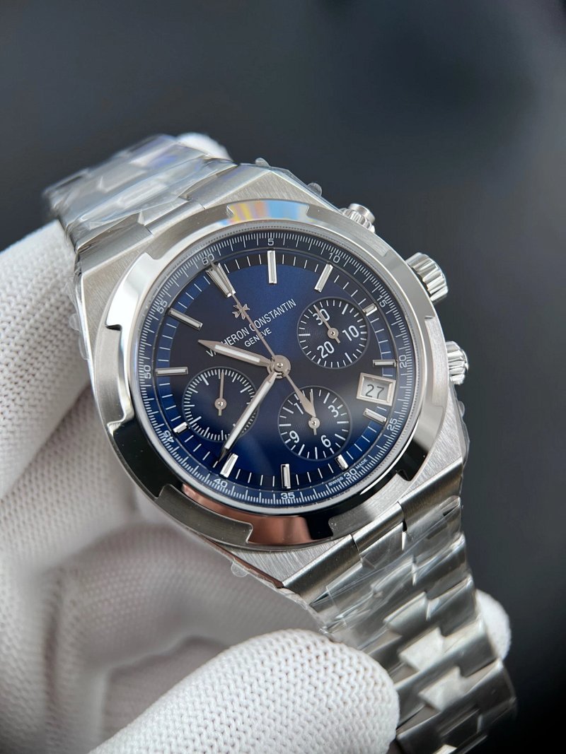 Watch from Three-legged