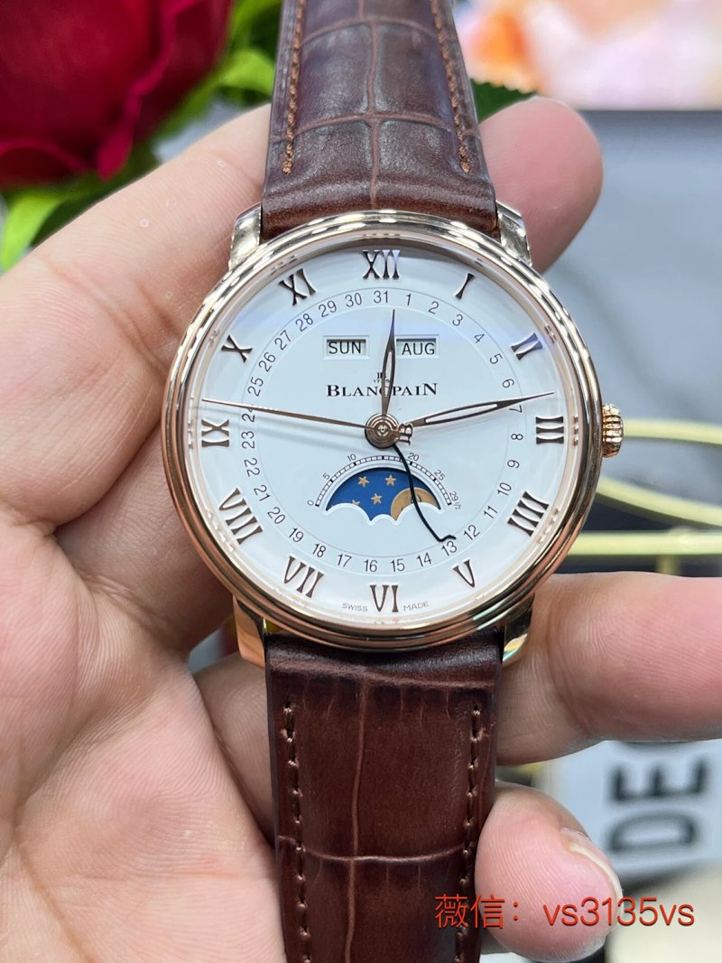 Watch from Three-legged