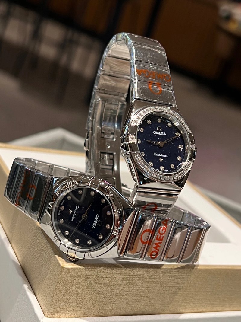 Watch from Three-legged