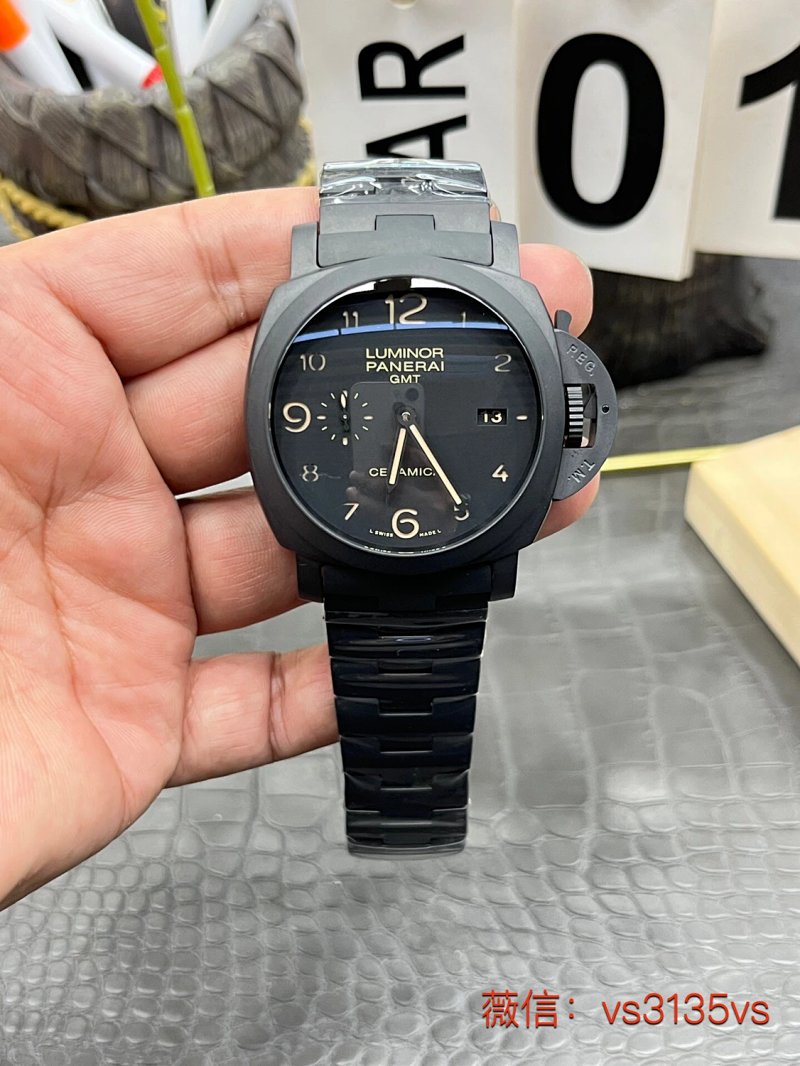 Watch from Three-legged