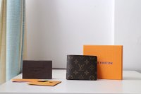 Lv Wallet — seller photo 4