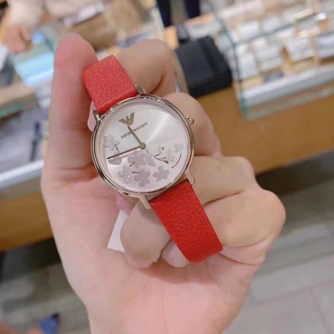 Armani 女表，非常洋气的红皮带 表盘3d浮雕蝶恋花～经典32mm表盘