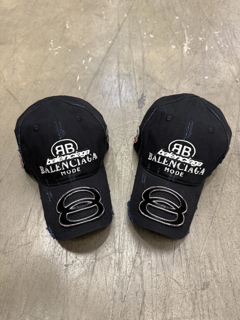 Balenciaga Blcg Destroyed BB Mode Cap