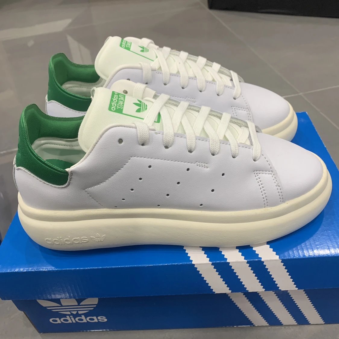 Adidas SMITH Green Tail Sneaker