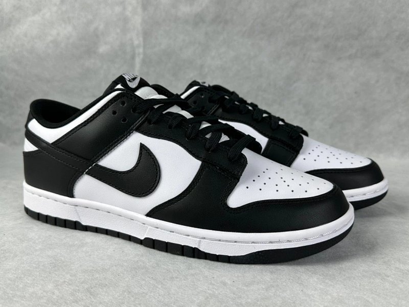 N Nike Dunk White Black