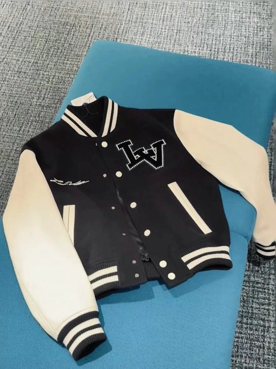 (No after-sales service) God luxury fashion Godfamily/Imported cow leather embryo from the United States/Imported wool fabric from Australia/Inner satin copper ammonia silk lining/Pearl embroidery on the chest/High density logo embroidery on the back/Philippine runway baseball uniform