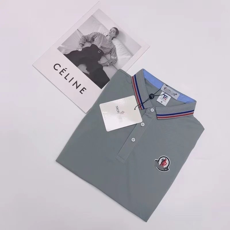 Short sleeved gray