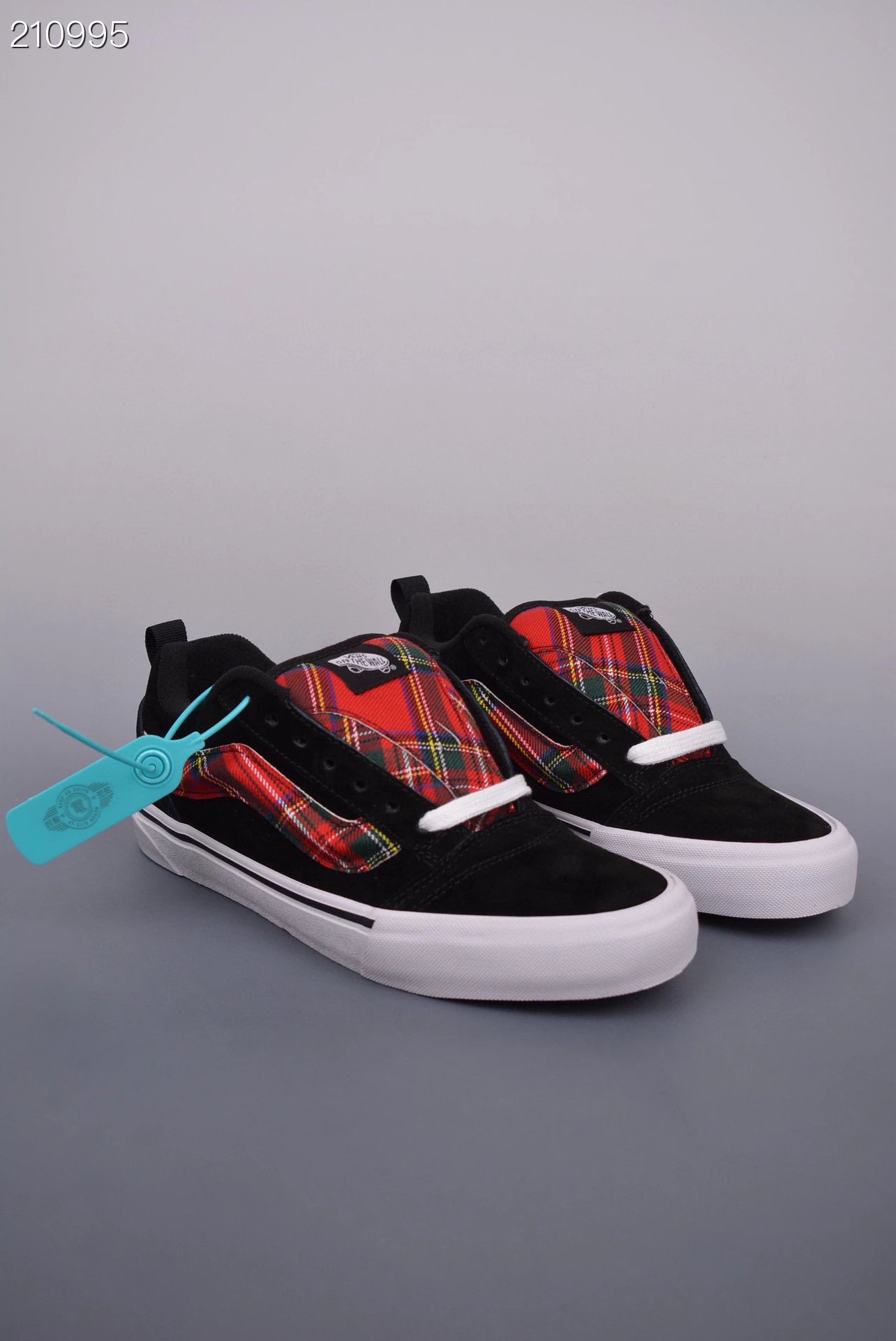 Vans Classics Knu Skool Bread Shoe