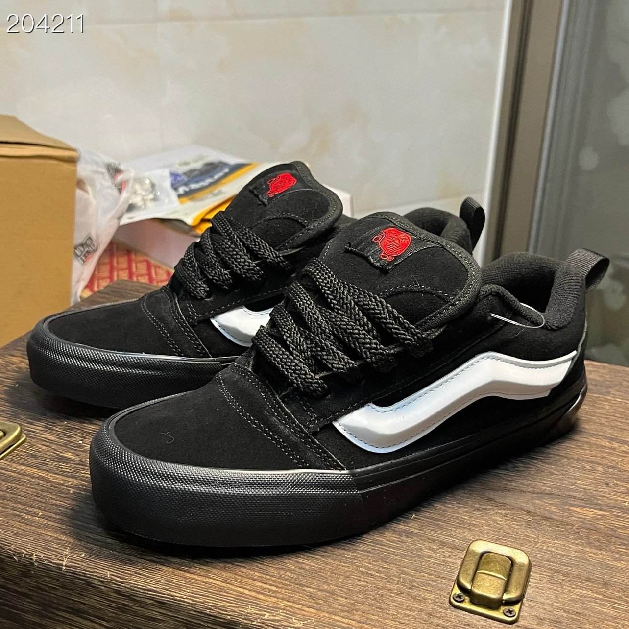 Vans KnuSkool R3 LX Vintage Canvas Sneaker