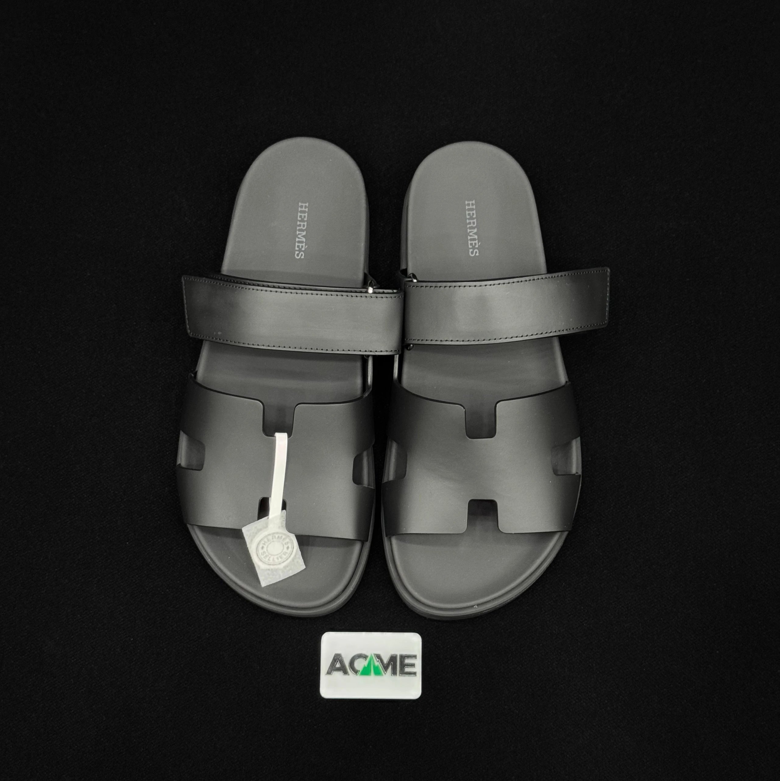 Hermès Chypre Sandal Calfskin Leather Noir
