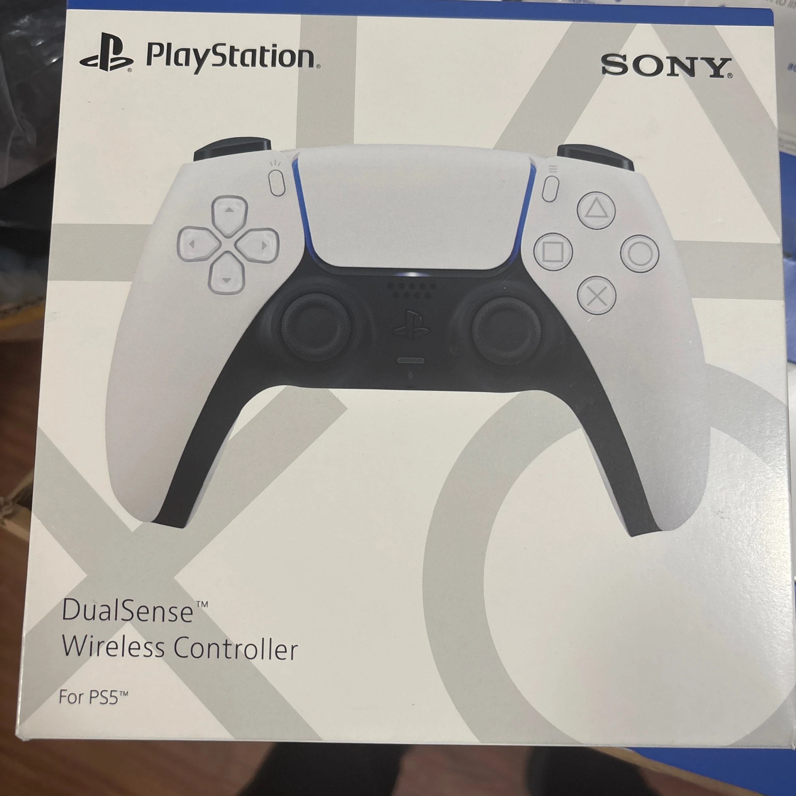 PS5  white