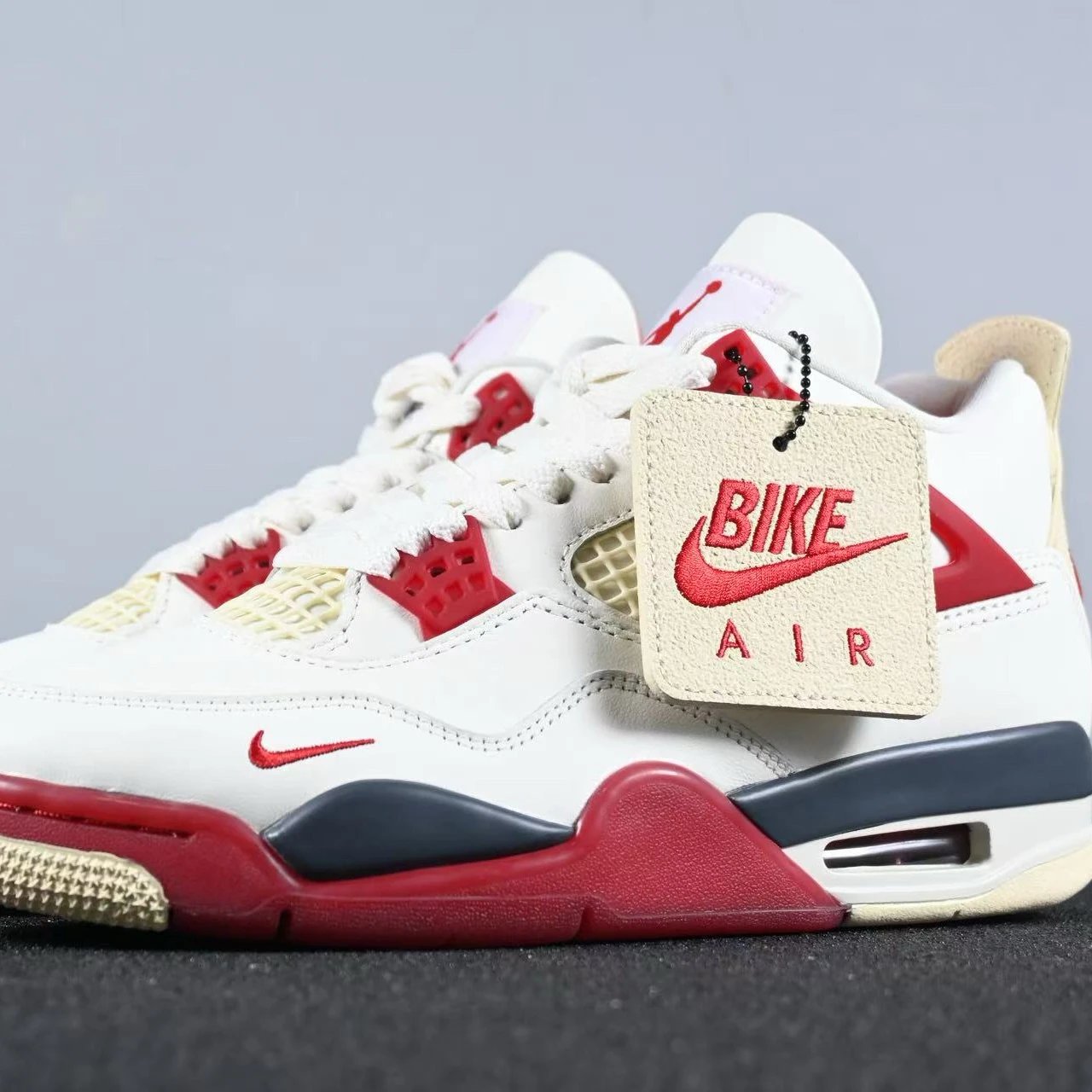 Jordan 4 Retro OG SP Nigel Sylvester Brick After Brick IQ8055-100