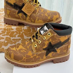 thumbnail for T-shirts with yellow boots