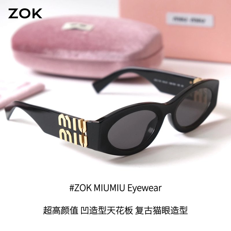 Zok Miumiu Logo