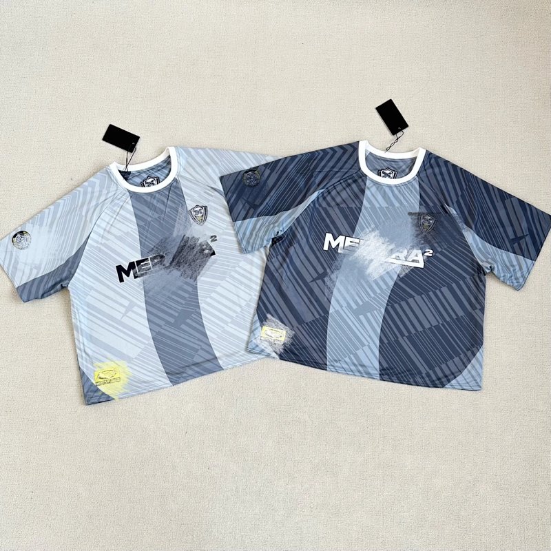129¥（Mertr* Reversible Football short-sleeve T-shirt ）