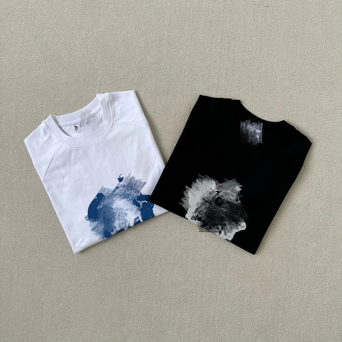 【 DX209 】 W-ME3D Alphabet T-shirt