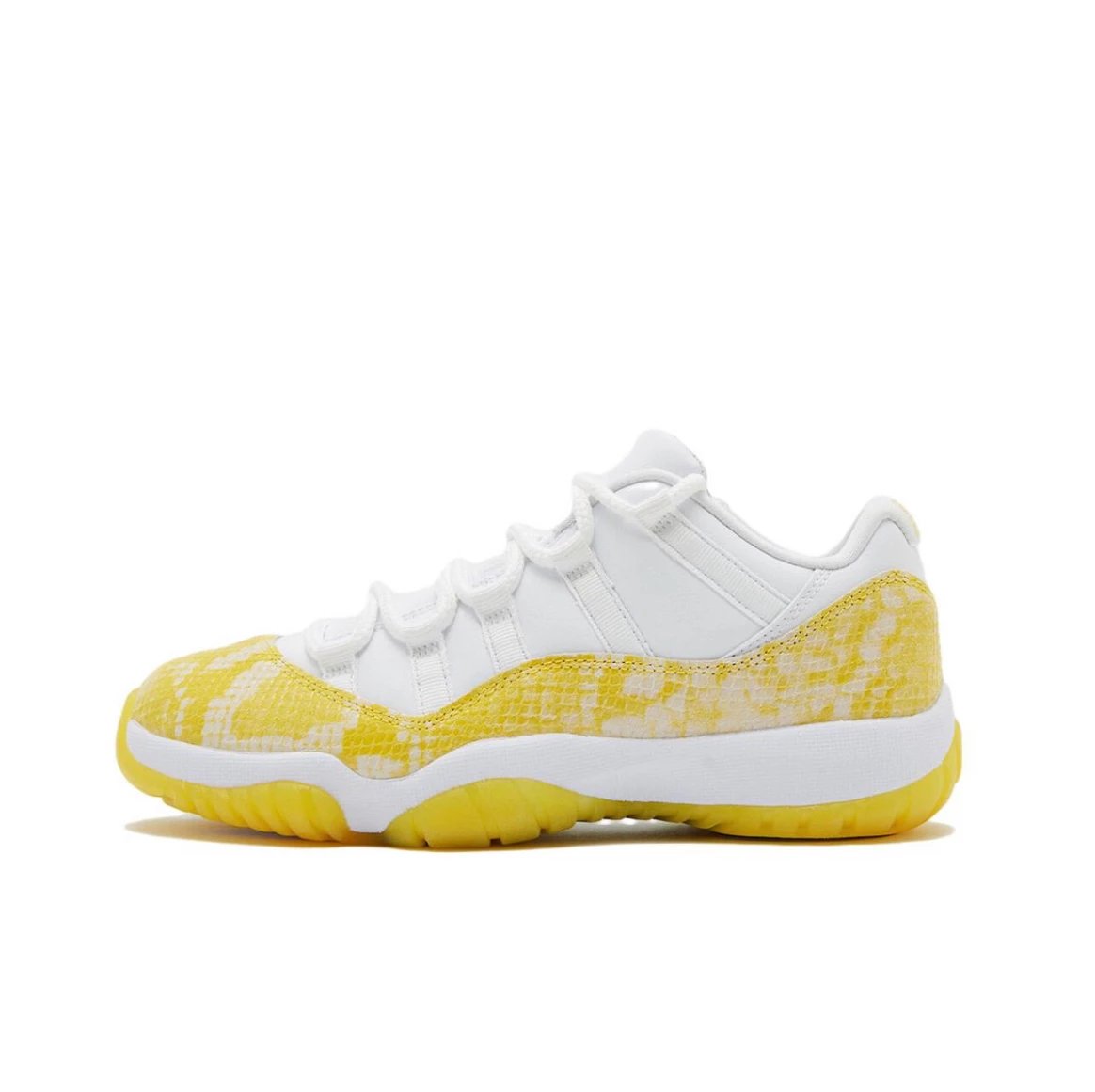 Unbranded Sneakers Low-Top Basketball with Patent Leather Overlays — Yellow snake pattern AH 7860-107