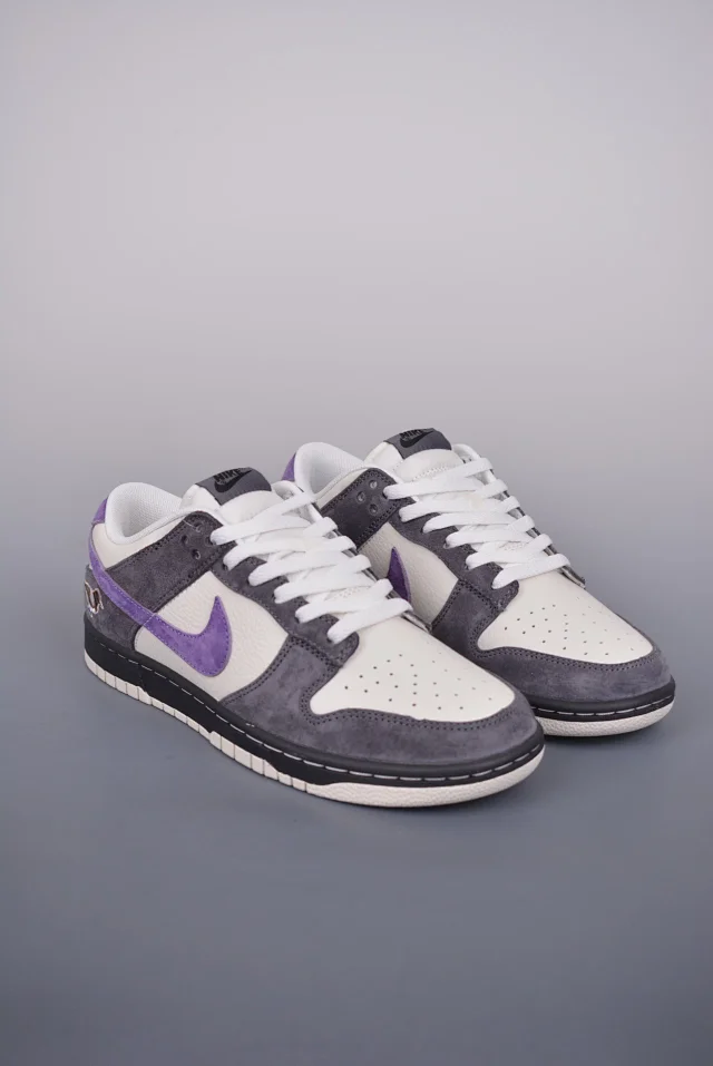 Nike Sneakers Dunk Low product detail image 2