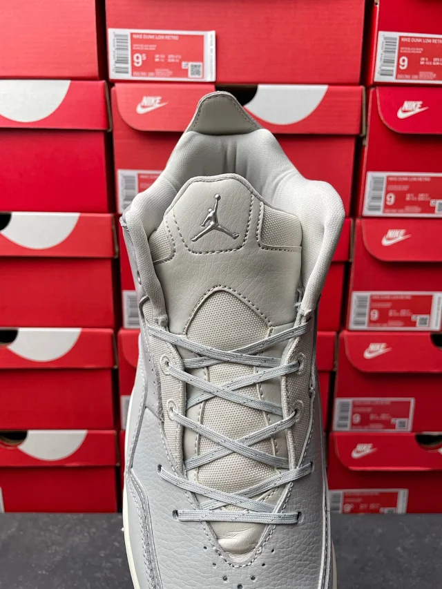Jordan Sneakers Courtside 23 product detail image 35