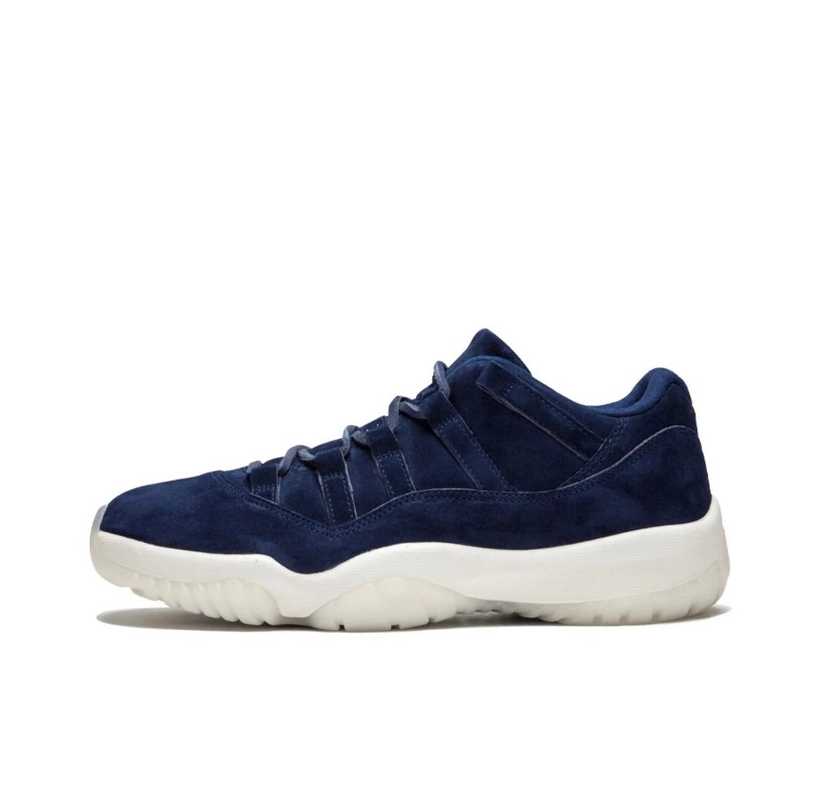 Unbranded Sneakers Low-Top Basketball with Patent Leather Overlays — blue suede AV 2187-441