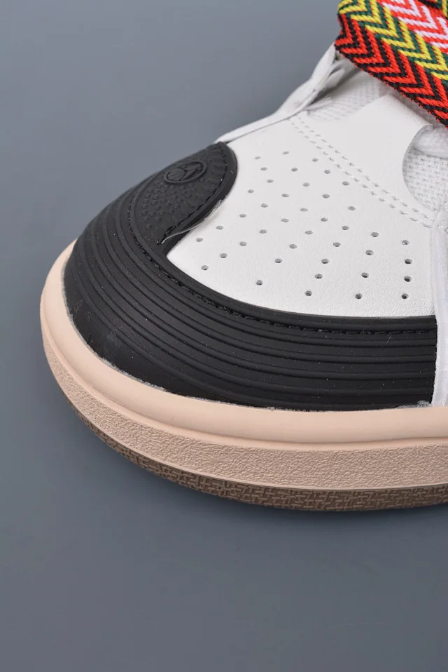 Lanvin Sneakers Low-top with wavy paneling and patterned laces product detail image 37
