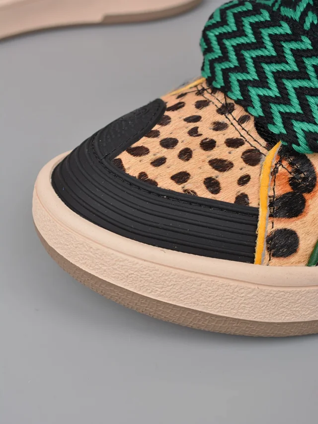 Lanvin Sneakers Low-top with wavy paneling and patterned laces product detail image 64