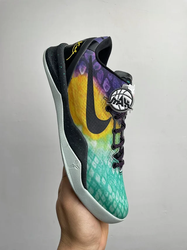 Nike Sneakers Kobe 8 basketball shoes product detail image 2