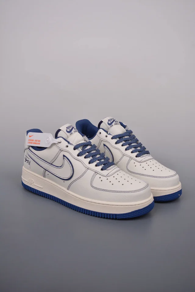 Nike Sneakers Air Force 1 Low Graphic product detail image 35