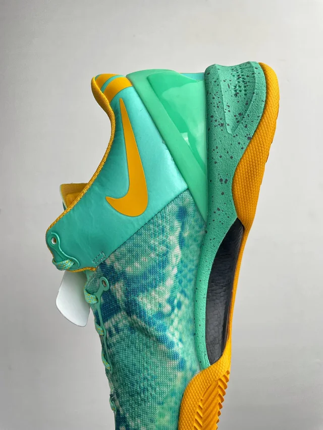 Nike Sneakers Kobe 8 basketball shoes product detail image 14
