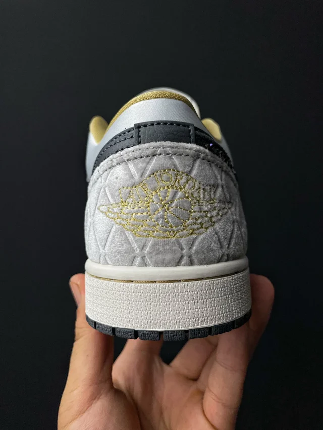 Nike Sneakers Air Jordan 1 Low product detail image 67